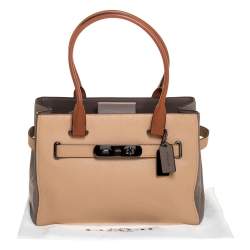 Coach Beige/Grey Leather Swagger 33 Tote