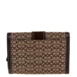 مملوكة مسبقًا Coach Brown Signature Buckle Flap Compact Wallet