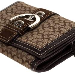 مملوكة مسبقًا Coach Brown Signature Buckle Flap Compact Wallet
