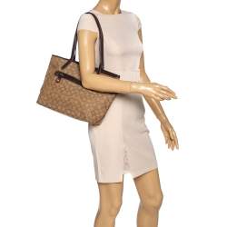Pre Owned Coach Beige/Brown Signature Canvas and Leather Gallery Tote