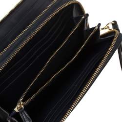 Pre Owned محفظة كوتش أكورديون جلد أزرق كحلي بحمالة معصم