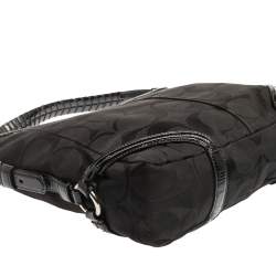 Pre Owned Coach Black Signature Canvas and Patent Leather Katarina Hobo