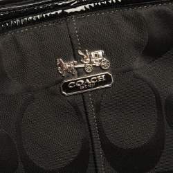 Pre Owned Coach Black Signature Canvas and Patent Leather Katarina Hobo