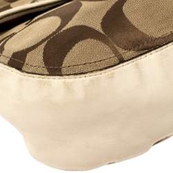 Pre Owned Coach Ivory/Beige Signature Canvas and Leather 70th Anniversary Limited Edition Willis Bag