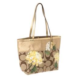 Pre Owned Coach Gold/Beige Signature Floral Applique Canvas and Leather Tote 