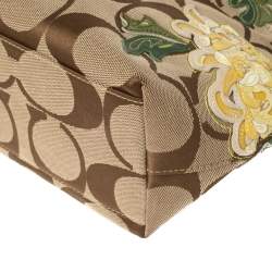 Pre Owned Coach Gold/Beige Signature Floral Applique Canvas and Leather Tote 