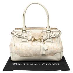 مملوكة مسبقًا Coach White Signature Canvas and Leather Hampton Braided Tote