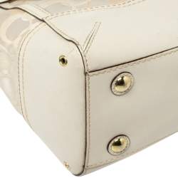 مملوكة مسبقًا Coach White Signature Canvas and Leather Hampton Braided Tote