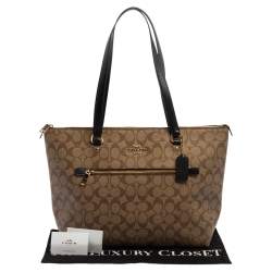 Pre Owned Coach  Beige/Brown Coated Signature Canvas Gallery Tote