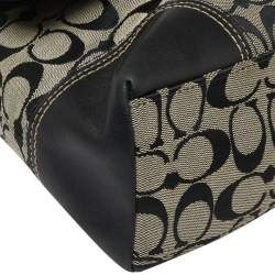 Pre Owned Coach Black/White Signature Canvas and Leather Hampton Shoulder Bag