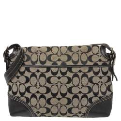 Pre Owned Coach Black/White Signature Canvas and Leather Hampton Shoulder Bag