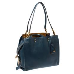 مملوكة مسبقًا حقيبة يد كوتش 