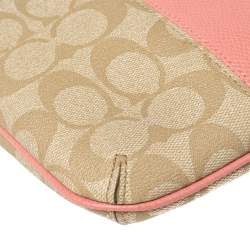 Pre Owned حقيبة كروس كوتش جلد و كانفاس مقوى مطبوع شعار الماركة بيج و وردي