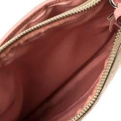 Pre Owned حقيبة كروس كوتش جلد و كانفاس مقوى مطبوع شعار الماركة بيج و وردي