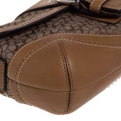مملوكة مسبقًا Coach Brown Signature Canvas and Leather Buckle Shoulder Bag