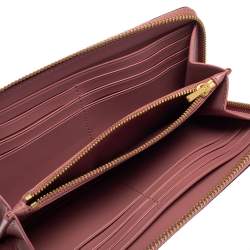 مملوكة مسبقًا Coach Pink Leather Zip Around Wallet