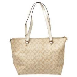 Pre Owned Coach Beige/White Signature Coated Canvas and Leather Gallery Tote