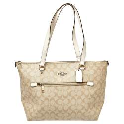 Pre Owned Coach Beige/White Signature Coated Canvas and Leather Gallery Tote