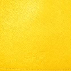 Pre Owned Coach Yellow Leather Chain Link Trimmed Crossbody Bag
