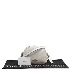 مملوكة مسبقًا Coach White Signature Coated Canvas Mini Serena Crossbody Bag