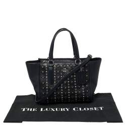 Pre Owned Coach Blue Leather Eyelet Floral Details Top Handle Bag