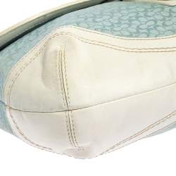 Pre Owned Coach White/Light Blue Signature Canvas and Leather Soho Baguette Bag
