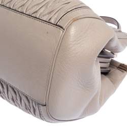 Pre Owned Coach Beige Matelassé Leather Kisslock Convertible Satchel