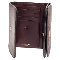 مملوكة مسبقًا Coach Burgundy/Metallic Leather Trifold Wallet