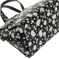 Pre Owned حقيبة ساتشل كوتش جلد أبيض/أسود