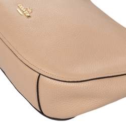 مملوكة مسبقًا حقبة كوتش باغويت جلد بيج