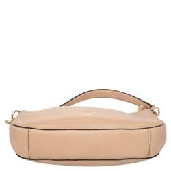 مملوكة مسبقًا حقبة كوتش باغويت جلد بيج