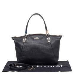 مملوكة مسبقًا Coach Black Pebbled Leather Kelsey Satchel