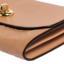 Pre Owned Coach Beige Leather Turn Lock Wallet on Chain 