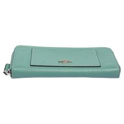 Pre Owned Coach Pale Green Leather Accordion Zip Around Wallet