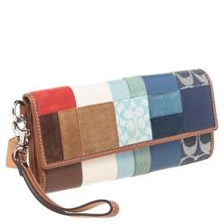 مملوكة مسبقًا حقيبة كلتش كوتش باتشورك جلد وكانفاس متعدد الألوان بحمالة معصم وقلاب 
