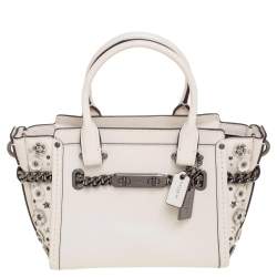 Pre Owned Coach Off-White Leather Willow Floral Swagger 20 Carryall Top Handle Bag