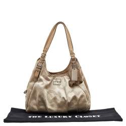 مملوكة مسبقًا Coach Beige Signature Canvas and Leather Madison Maggie Hobo