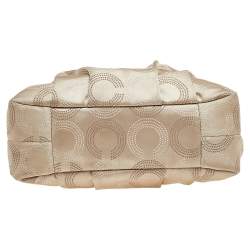 مملوكة مسبقًا Coach Beige Signature Canvas and Leather Madison Maggie Hobo