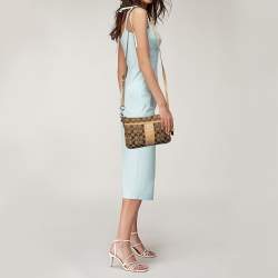 Pre Owned Coach Beige/Cream Signature Canvas And Leather Crossbody Bag