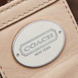 Pre Owned Coach Beige/Cream Signature Canvas And Leather Crossbody Bag