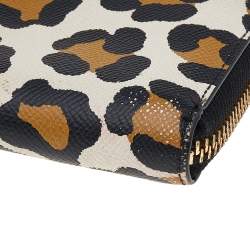 مملوكة مسبقًا محفظة مستديرة بسحاب كوتش جلد طباعة فهد متعدد الألوان