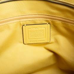 مملوكة مسبقًا Coach Yellow Leather City Zip Tote