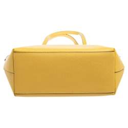 مملوكة مسبقًا Coach Yellow Leather City Zip Tote