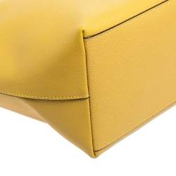 مملوكة مسبقًا Coach Yellow Leather City Zip Tote