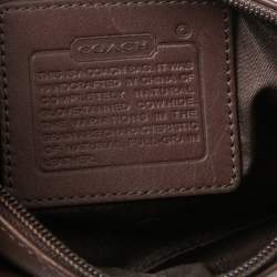 مملوكة مسبقًا Coach Dark Brown Leather Turnlock Wristlet Pouch