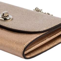 Pre Owned محفظة بسلسلة كوتش جلد ذهبي وذهبي وردي ميتالك