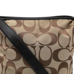 Pre Owned Coach Dark Brown/Beige Signature Canvas and Leather Legacy Hobo