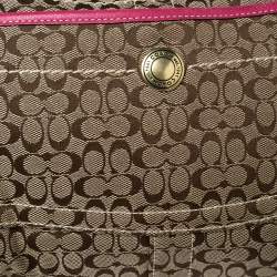 Pre Owned Coach Pink/Beige Signature Canvas and Leather Zip Hobo