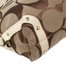 مملوكة مسبقًا حقيبة هوبو كوتش كارلي جلد وكانفاس بيج بالشعار