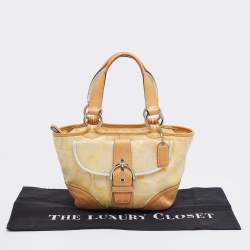 Pre Owned Coach Yellow/White Signature Fabric and Leather Soho Optic Hobo
